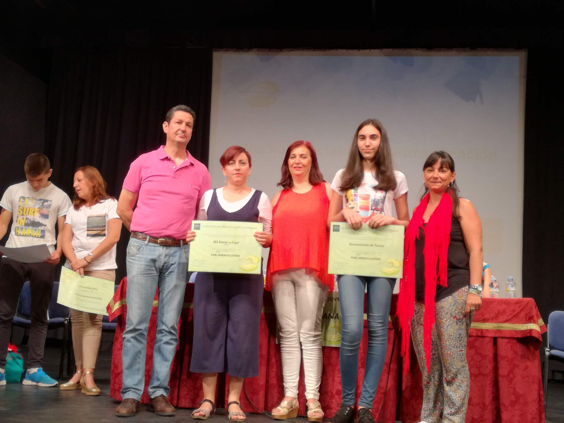 parlamento joven fin